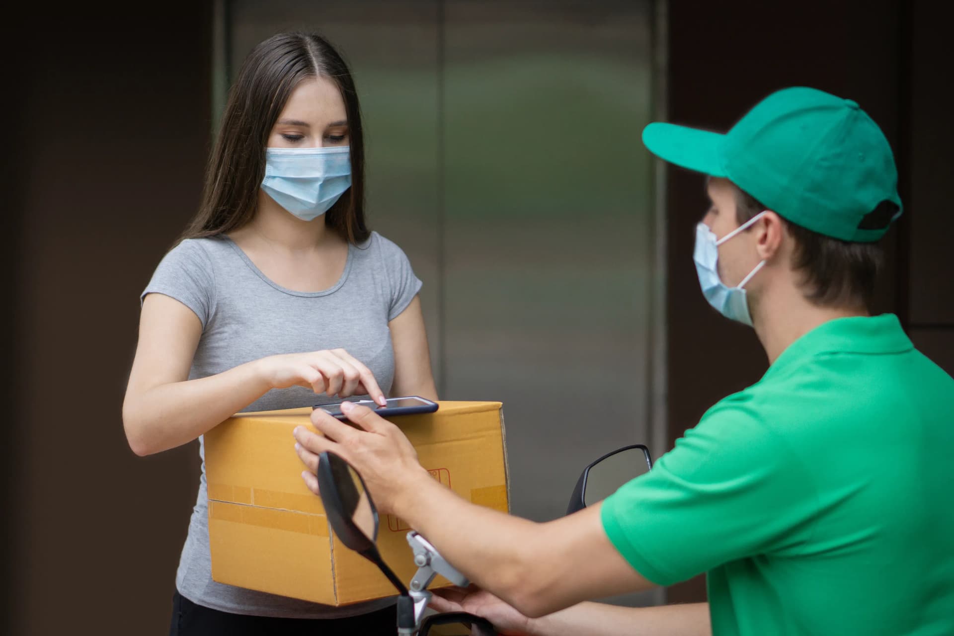 Pharmacy Delivery vs Pickup: Which Is Best for You?